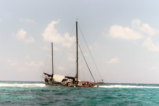 Boat on reef  8-20-03