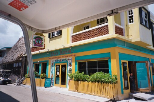 SP Elvi's Kitchen from golf cart