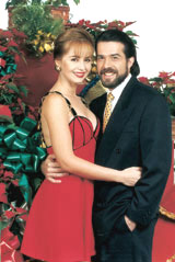 Miguel de León in happier times with Gabriela Spanic.