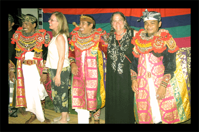bali dancers