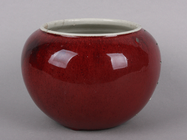 Red glaze bowl
