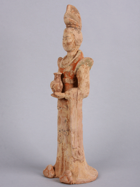 Fake Tang dynasty figurine