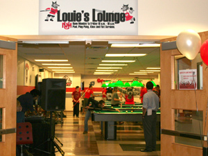 Louie’s Lounge 