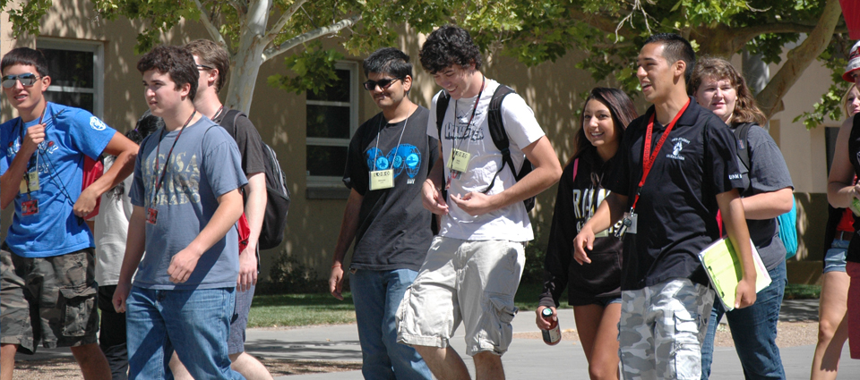 New Student Orientation Helps Prepare Students for Successful Year [article image]