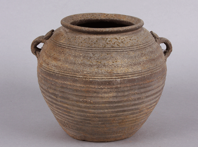 Han dynasty jar