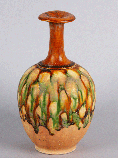 Sancai (polychrome) jar