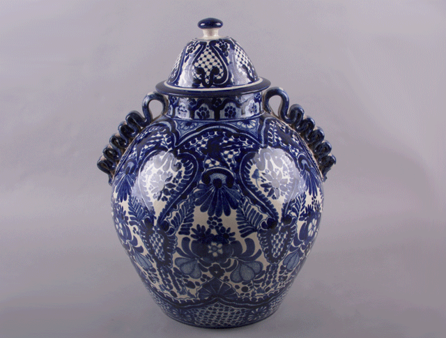 Urn with lid