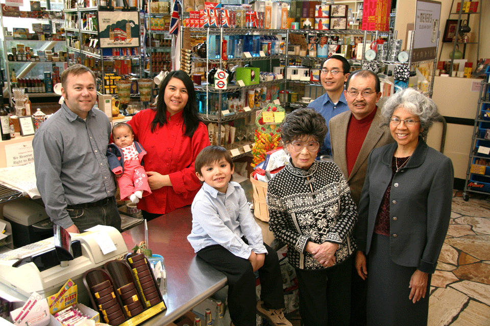 The Tang family at Fremont's